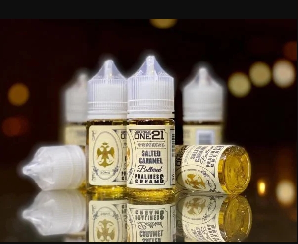 一堆21區焦糖鹹奶油在一起拍的照片